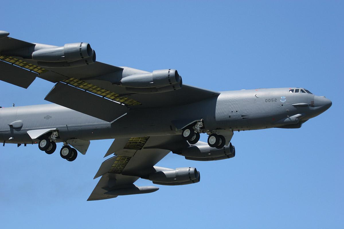 B-52战略轰炸机