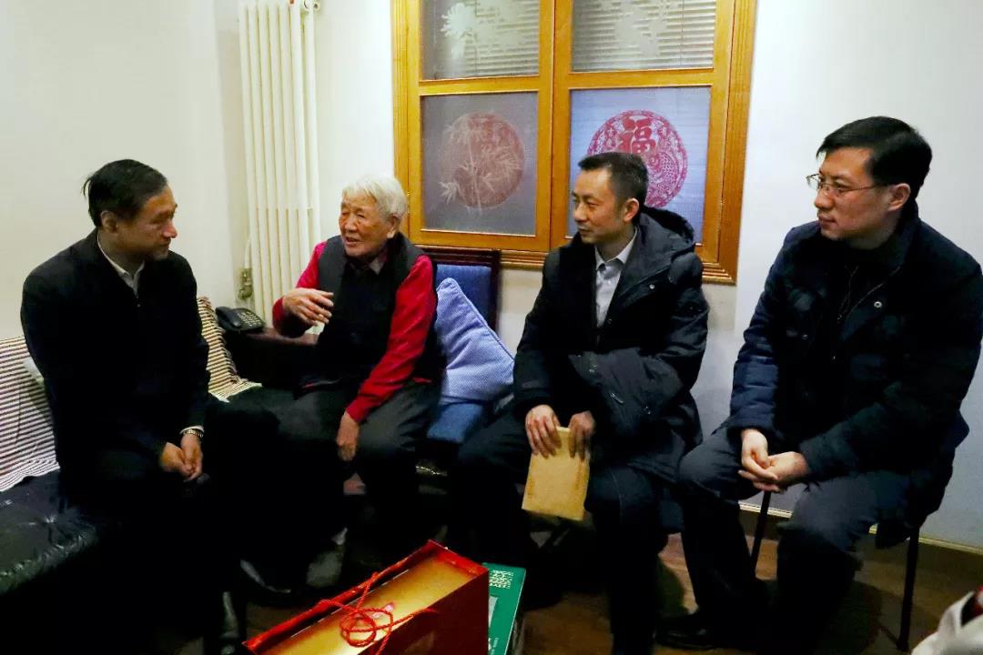 退役军人事务部副部长钱锋走访慰问北京市优抚对象